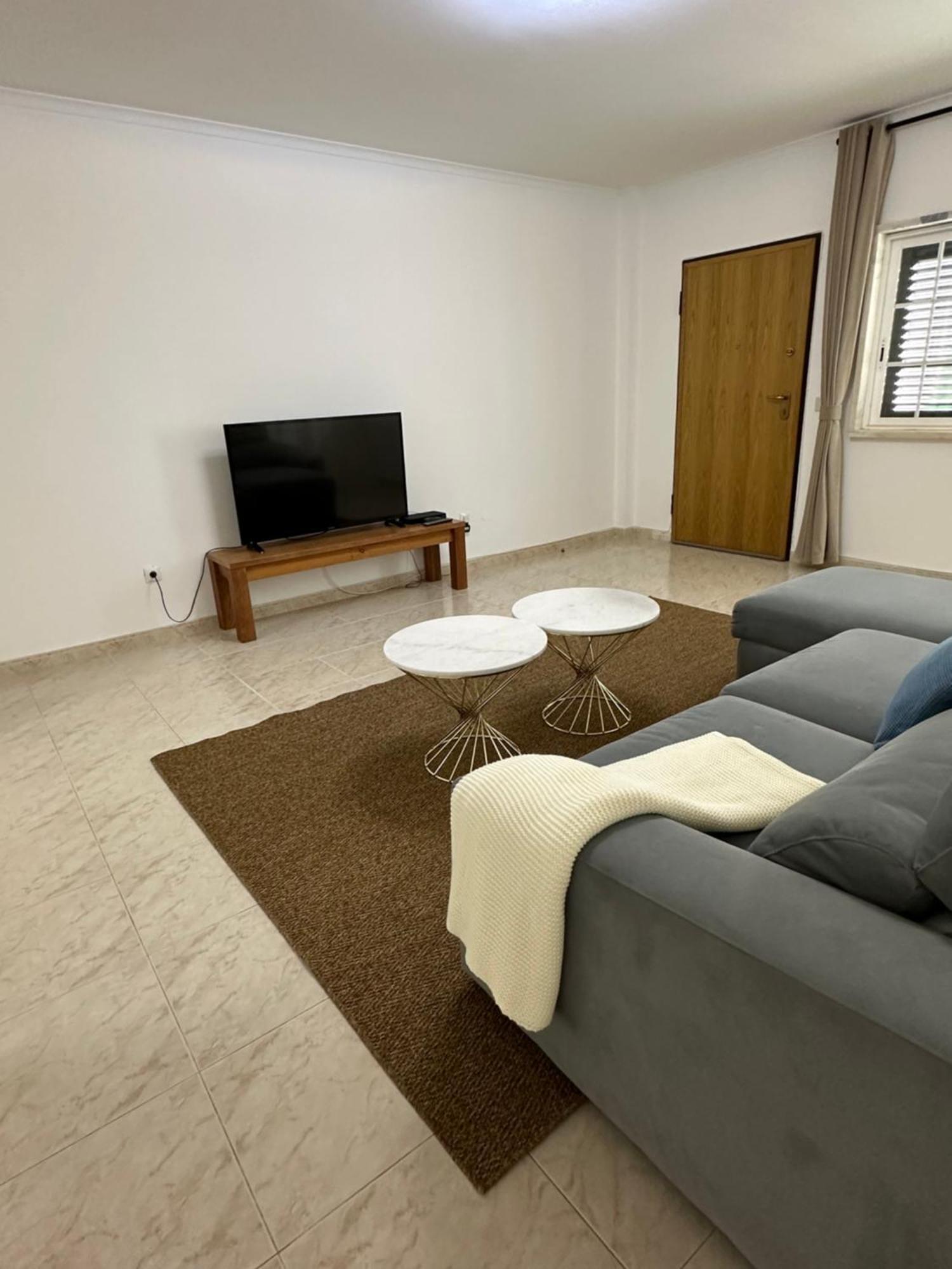Hope House Parede Apartment Exterior photo